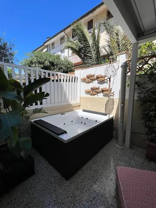 Casa Di Giugiu Apartment Viareggio